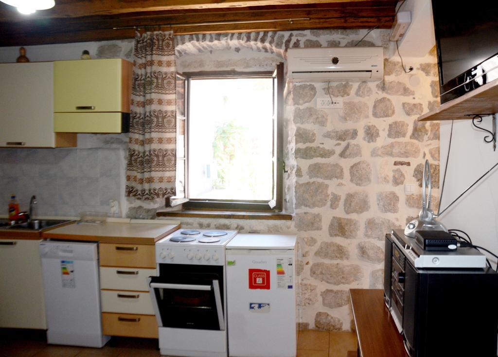Gudco * Perast